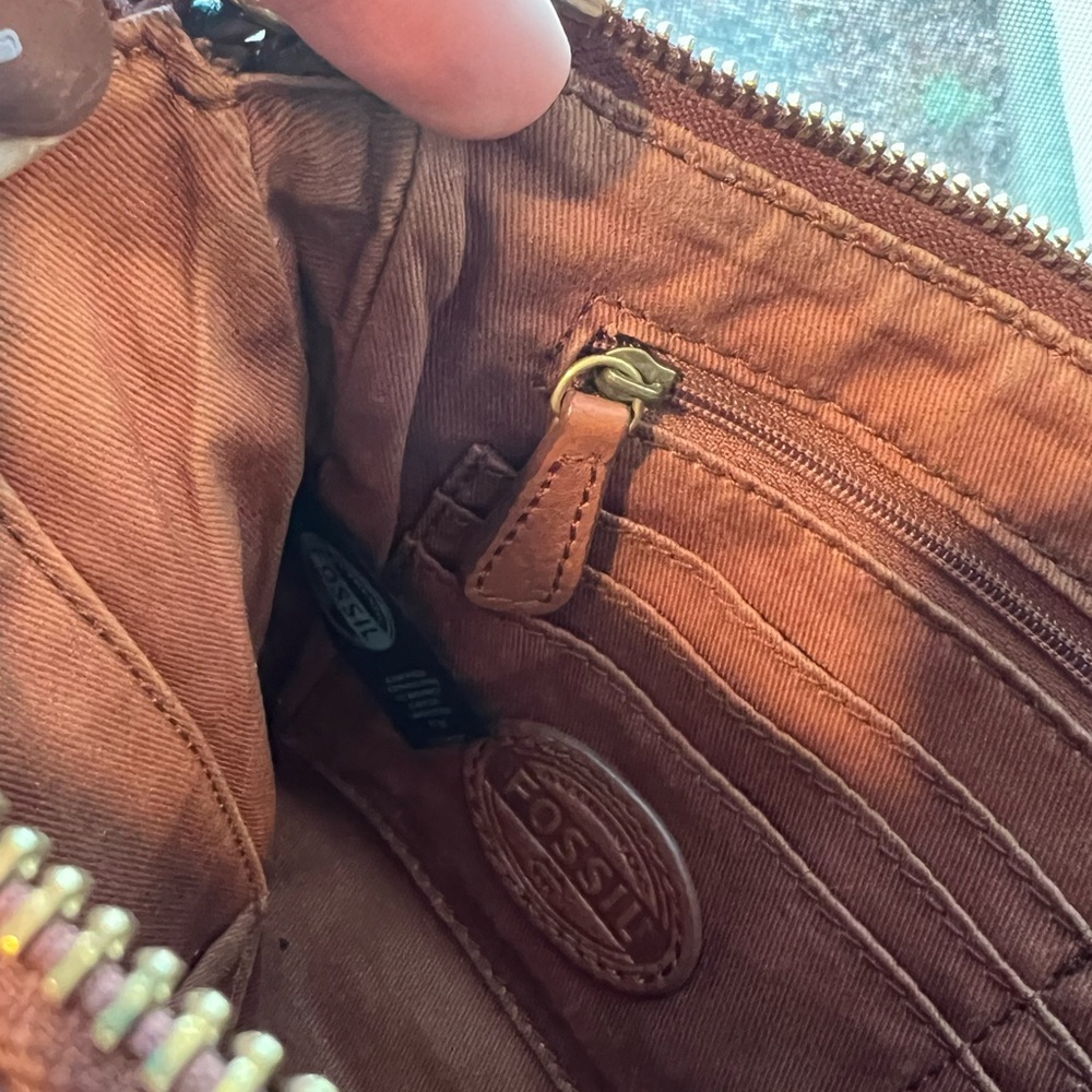 Fossil crossbody purse - Picture 4 of 4